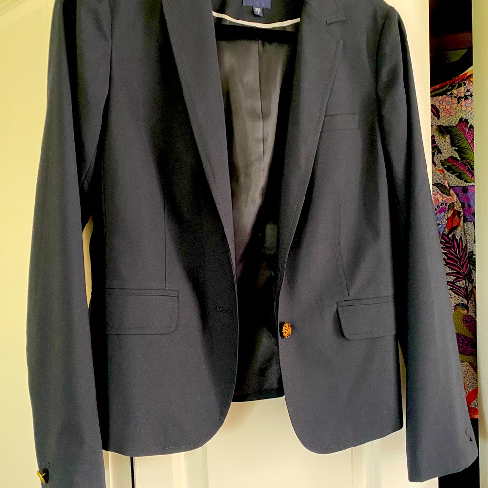 The GAP Iconic Schoolboy Blazer 2010 vintage, navy
